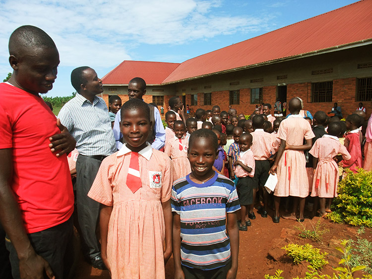 EVC Uganda: Children at St Matia Mulumba
